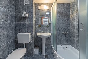 R-Club Old Town Apartments