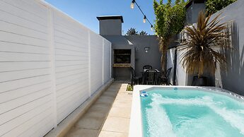 Casa Colinas
