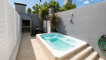 Casa Colinas