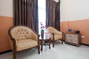 RedDoorz @ Rampal