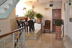 Hotel Granada Inn
