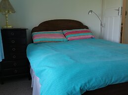 Lakeside Guest House