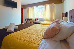 Hermoza House Bed & Breakfast