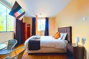 Hermoza House Bed & Breakfast
