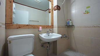 Muju Bakam Villa Pension