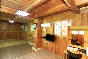 Wonju Chiak Mountain Club Pension