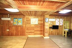 Wonju Chiak Mountain Club Pension