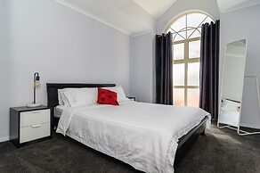 Port Adelaide Harbourside Home