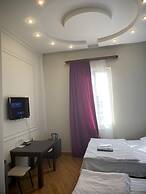 Bella Hotel