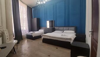 Bella Hotel