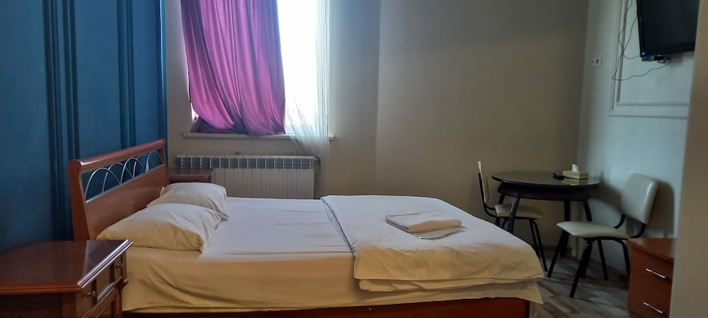 Bella Hotel