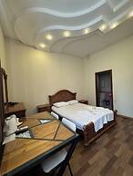 Bella Hotel