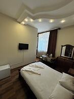 Bella Hotel