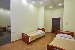 Bella Hotel