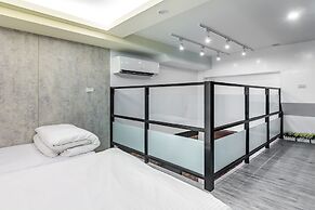 Sun Moon Tea Hotel