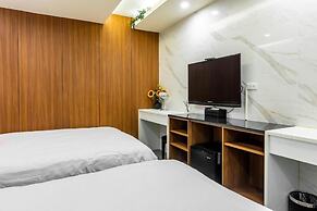 Sun Moon Tea Hotel