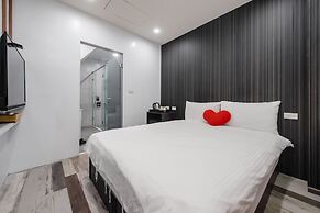 Sun Moon Tea Hotel