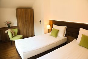 Pelikan Resort