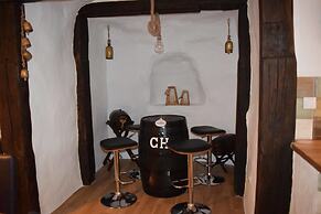 Cuevas Helena