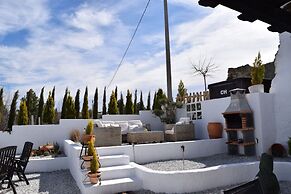 Cuevas Helena