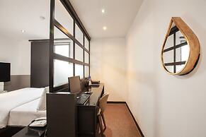 M7 Business Hotel