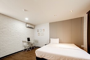 M7 Business Hotel