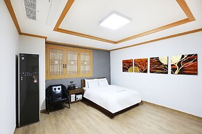 Bolton Hotel