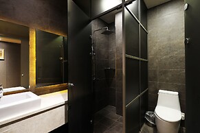 Bolton Hotel