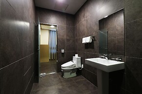 Bolton Hotel