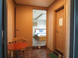 Hostel J Stay