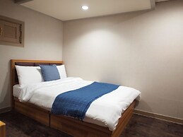 Hostel J Stay