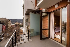 Dat Exx Apartments