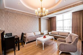 Dat Exx Apartments