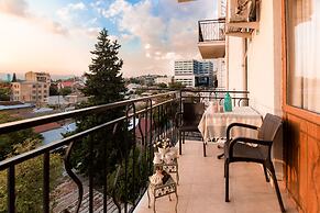Dat Exx Apartments