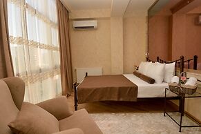 Dat Exx Apartments