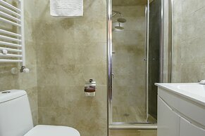 Dat Exx Apartments