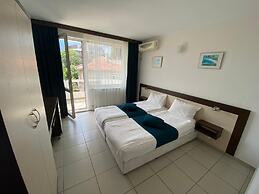 Hotel Lilia 2