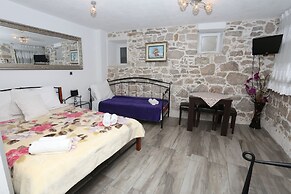 Apartments Nikolla