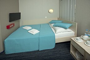 Air Express Sheremetyevo - Transit Hotel in Terminal E