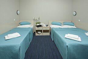 Air Express Sheremetyevo - Transit Hotel in Terminal E