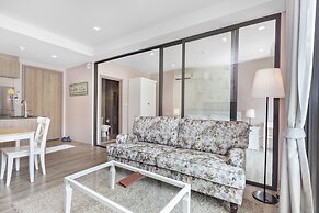 Rain Cha-Am Hua Hin by Jun & Pop