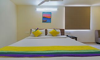 Itsy Hotels N Square
