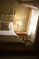 Holly Bush Inn