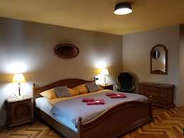 Hotel Cade