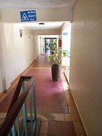 Lau Guest House