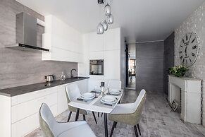 Good Time Apartment