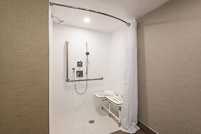 Homewood Suites by Hilton Ottawa Downtown