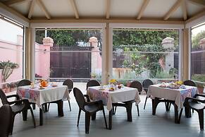 Villa Lavinia B&B