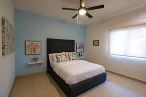 Top Floor 2 Bedroom at Zenith