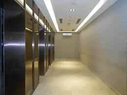 Silverscape Family Studio Suite